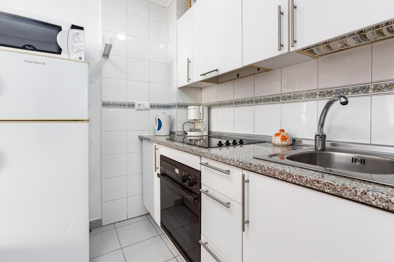 Apartment Studio Relax Almudena Торрев'єха Екстер'єр фото